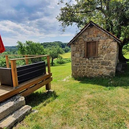 Gite Les Hauts De Villemaloux Dontreix Екстериор снимка